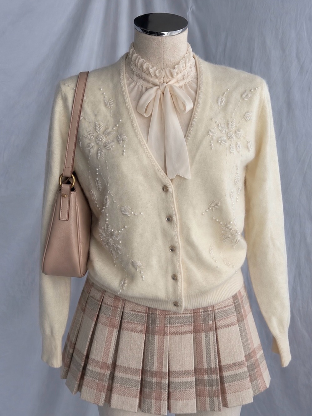 Vintage 90s Lambswool + Angora Pearl Beaded Snowflake Cardigan Sweater | Size M